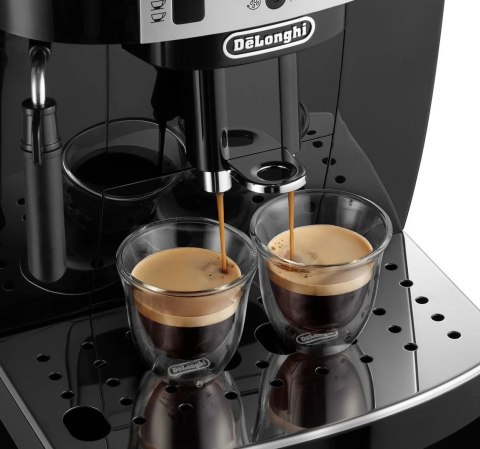 Delonghi | Ekspres do kawy | ECAM22.112.B Magnifica S | Ciśnienie pompy 15 bar | Wbudowany spieniacz do mleka | Automatyczny | 1