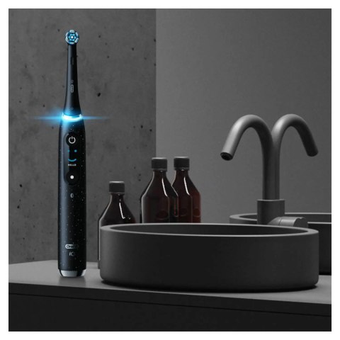 Oral-B | Elektryczna szczoteczka do zębów | Seria iO10 | Akumulatorowa | Dla dorosłych | Liczba główek szczoteczki w zestawie 1 