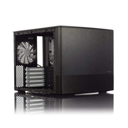 Fractal Design | NODE 804 | Okno boczne | 2 - USB 3.0Wejście/wyjście audioPrzycisk zasilania z diodą LED (biała)Dioda LED aktywn